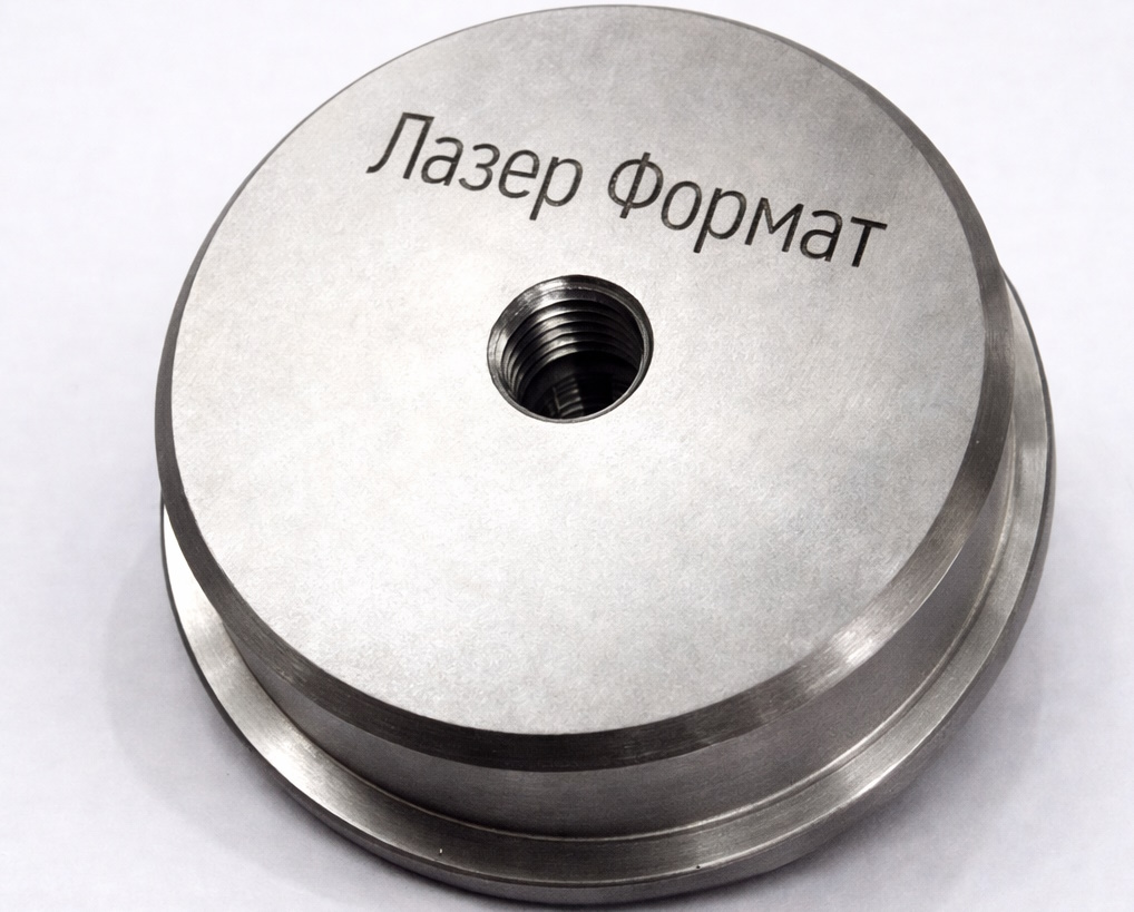 Лазерная гравировка в промышленности: как маркировка превращается в элемент бренда
