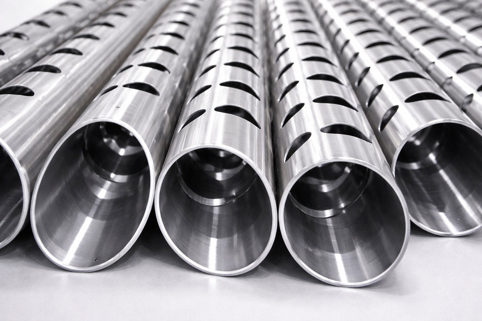 Лазерная резка труб в Пензе: работа с круглым и профильным прокатом